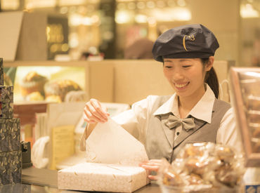 シーキューブエキュート東京店 人気の洋菓子店で高待遇のアルバイト！もちろん未経験スタートOK！丁寧な研修で安心スタート♪