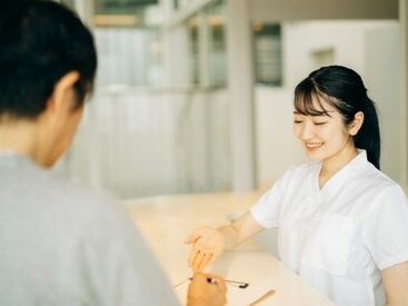 平川クリニック 働きながら、コンタクトや目の病気の知識が身につきます♪
日々新しい発見がたくさんあるお仕事ですよ＊