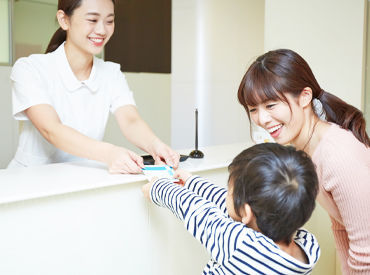 帝京大学前歯科 クリニック ＼未経験でも時給1300円～／
高校生もOK！同時給です◎
落ち着いているのにしっかり稼げる、そんな職場です。
※画像はイメージ