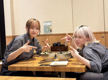 焼肉乙ちゃん 大森ベルポート店 ＼学生スタッフ多数活躍中／
明るくカジュアルな雰囲気です◎
初バイトでもスグに馴染めますよ♪
オシャレも自由★