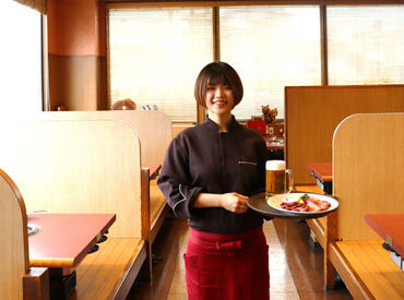 待遇・福利厚生◎
入社祝い金や知人紹介制度があります！
焼肉店の美味しいまかないも食べれちゃう♪
※規定あり