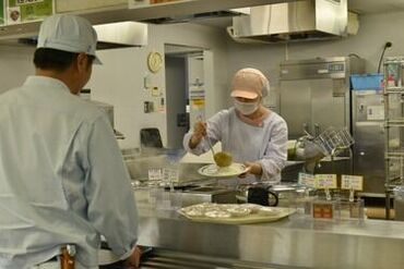 株式会社入船　給食事業部 (※勤務地：兵庫県赤穂郡上郡町光都) 難しい仕事はないので、未経験の方も安心◎
しっかりサポートするので安心してください♪
あなたの応募をお待ちしてます★