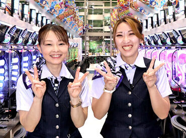 髪色自由！ネイル・ピアスなども全てOK！
制服はありますが、個性そのままにお仕事いただけます♪