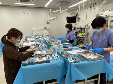-●お仕事●-
主なお仕事は医療器具の検品・仕分け♪
横についてしっかりサポートするのでわからないときもすぐに教えられます！
