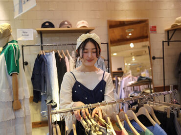 SM2 keittio イオン新浦安 ～*全世代から指示されるブランド*～
『お洋服が好き！』『接客が好き！』
そんな方にピッタリなお仕事♪