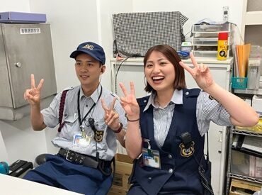未経験の方も手厚くフォローします！
研修体制もしっかりしているので
少しでも興味のある方、是非お待ちしてます◎