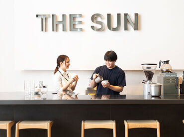 THE SUN【073】 ＼他にも様々なコラボ企画が！／
数々のコラボメニューが生れるカフェです♪
