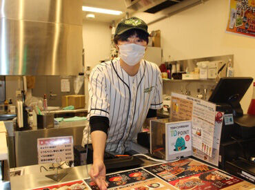 ラーメン&酒バル　麵屋一燈 ★未経験大歓迎★
自由シフトで働きやすさも満点◎
駅チカだから通いやすいのも魅力！