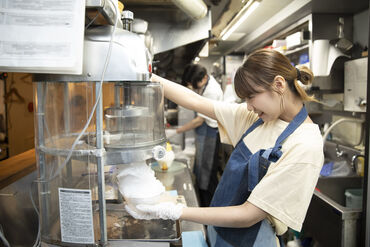 新宿かき氷専門店＊氷おばけ＊ オリジナルかき氷が大人気◎
ボリューム満点のかき氷はSNS映えも抜群！