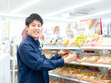 最初はわからないことばかりで当たり前◎
今いる先輩も皆同じでした!
余裕ができたら徐々に覚えてくれればOKですよ◎
