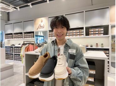 UGG (アグ) 御殿場プレミアムアウトレット店 ≪”Not”かしこまった接客≫
シープスキンブーツのような
やわらかい接客スタイルのお店♪