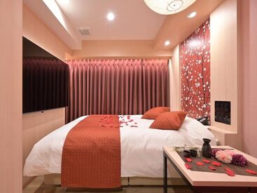 HOTEL ZHIPAGO 五反田(ホテルジパゴ) 【010】 駅チカの綺麗なホテル+.゜
未経験の方でもベテランスタッフが
丁寧に教えるので安心して働けます♪。