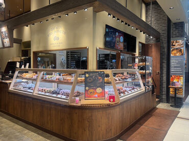 ジャックインザドーナツ　イオンモール四條畷店 まずはお気軽にご応募くださいね！！
気になることがあれば面接時にどうぞ♪