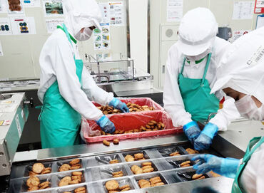どなたでも高月給スタートで、安定収入が叶います!!
その他も充実⇒退職金制度や、年2回のボーナス、休憩室も完備☆彡