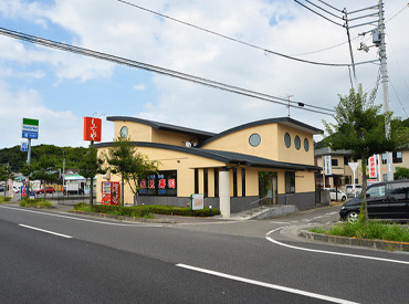 ≪経験・学歴・資格は一切不問！！≫
ブランクがある方も、難しくないので安心してください◎
特に土日に入れる方は採用率もUP♪