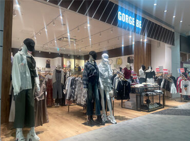 GORGE BE ★未経験歓迎★
お仕事は優しい先輩が丁寧にお教えします＾＾