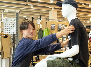 まずはレジ打ちからスタート！
徐々に慣れていけば問題ありません◎
シフトは希望を考慮します♪