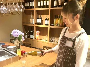 博多でべそ 品川フロントビル店　※2025年3月27日オープン ～博多でべそ 品川フロント店～
3月27日に品川フロントビル内にNEW OPEN！
イチから人間関係を作れるのがオープニングの醍醐味◎
