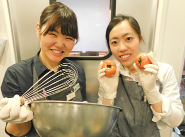 ＜バイトデビュー歓迎＞
経験・スキルは問いません◎
お仕事は丁寧にお教えします★