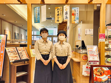 くいしんぼう くいんぼうは先輩スタッフのサポートの手厚さが自慢♪
わからない事は何でも・何度も質問OK◎
まずはできることからスタート！