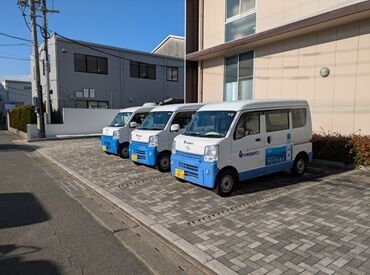 ミドル世代活躍中◎
「運転が好き」「配送経験がある」
「セカンドキャリアで新しいことはじめたい」
応募の理由はなんでもOK！
