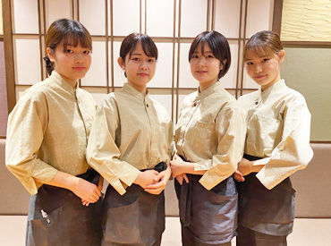 ほとんどのスタッフが未経験からのスタートでした★
優しい先輩ばかりだから、いつだって気軽に相談もできちゃいます♪