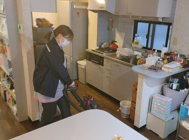 ＼POINT／
◆平日のみ！プライベートと両立できる◎
◆事務所ではドリンク飲み放題！
◆履歴書不要でらくらく応募♪