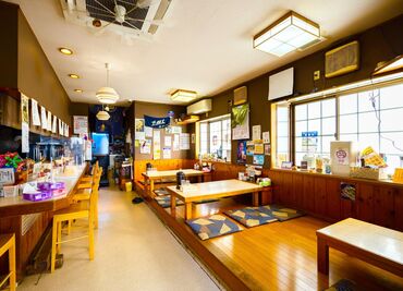 麺処大木 ＼主婦（夫）さん活躍中／
お昼の営業では主婦（夫）さんがメインで就業中です！
ご家庭ある方も働きやすい環境です♪