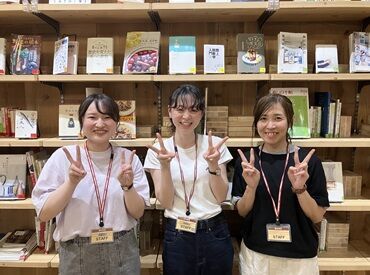 無印良品　イオン豊川開運通店（2025年10月オープン） 20～50代のスタッフさんが活躍中！
年齢層も幅広くどの世代の方でもなじみやすい☆
年の近い気の合う仲間も見つかるかも♪