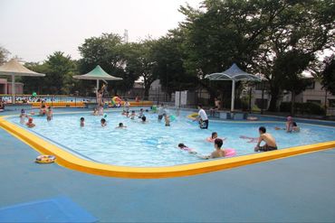 未経験でも大丈夫◎
最初は先輩スタッフが隣について教えます♪
しっかり研修もあるから安心スタート☆彡