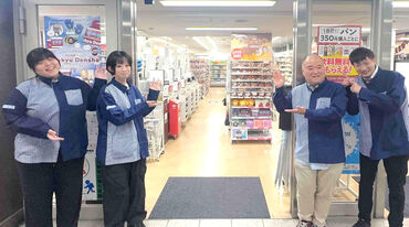 ローソンHB　阪急梅田2階中央店【57】 未経験・初バイトさんも大歓迎！
優しい先輩スタッフばかりなので、
分からないこと不安なことは何でも聞いてください★