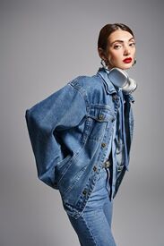 ファッション人材リンク株式会社【FJL】 ﾟ*｡☆ ＮＥＷスタッフ募集 ☆。*ﾟ
1～2ヶ月の更新制のお仕事♪
シフト相談可能
即日勤務・フルタイム勤務ＯＫ
