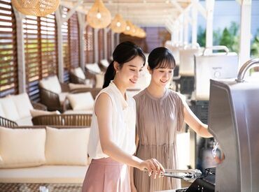 ＼バイトデビュー大歓迎／
接客少なめでシンプル作業ばかり◎
初心者の方でもスグに覚えられますよ♪
