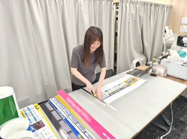 エレコム株式会社 小さい商品ばかりなので、作業も楽チン♪
商品をモクモクと品出しして、並べたり★
未経験も安心の簡単作業◎