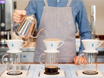 履歴書不要！
気になったらスグ応募OK◎
コーヒー無料やフード割引など、嬉しい社割も♪