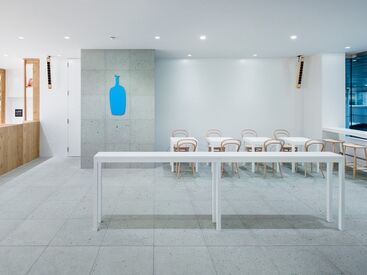 Blue Bottle Coffee　(ブルーボトルコーヒー） 品川カフェ メインワークをお探しの方に◎
週5日でガッツリ働きながら、コーヒーについて学べます♪
正社員登用制度もあり！
