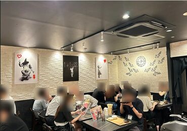 弊社は、西新宿にて2店舗を運営するまだまだ小さな会社です!
人として成長できる環境づくりを目指して日々精進しております!
