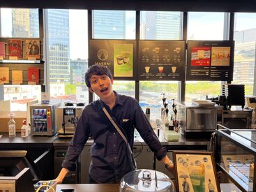 テアトル梅田 映画館でのレアバイト★
学生スタッフが多数活躍しています◎
丁寧な研修＆フォローがあるから未経験でも安心です♪