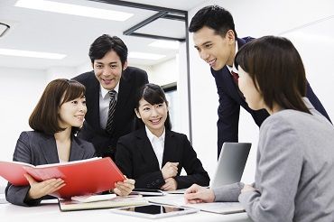 チームでのお仕事を進めるので未経験でも歓迎♪
駅チカの好立地のお仕事です！
※写真はイメージです。