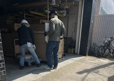 ミヨシプランニング株式会社 東京都内の現場に直行直帰♪
お仕事が早く終わっても・・
20代、30代、40代、どなたでも大歓迎◎