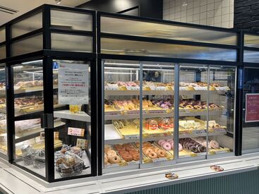 ミスタードーナツ JR佐賀店 カフェ未経験の方、
お久しぶりのお仕事の方も大歓迎◎
シフトの融通もきくので働きやすい♪
※写真はイメージ
