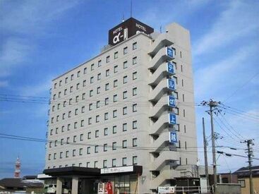 ホテル・アルファ－ワン上越 車通勤OK!無料駐車場もあります◎
