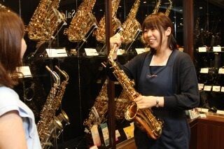 音楽好きさんが目をキラキラさせてくる場所*゜
⇒そんなお店、島村楽器♪
わくわくが詰まった店内です◎