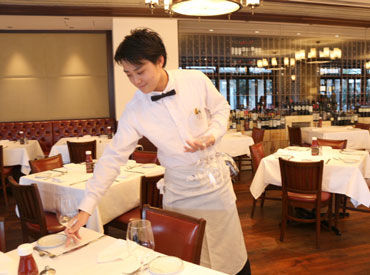 「ウルフギャングで働いていました」
と言えば「えっ！あのお店で！！」
と、その経験があなたを更に輝かせます☆