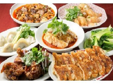 飲食店未経験の方や
料理に自信のない方も大歓迎です！
明るくて優しいスタッフ多数なので、
1つ1つサポートしますよ！