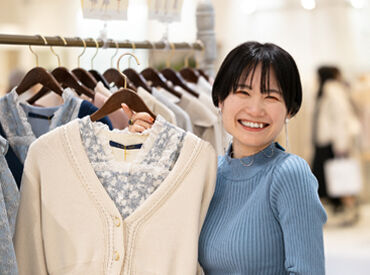 F i.n.t & an another angelus 天王寺ミオ店 ＼天王寺駅直結／
駅スグだから通勤便利！
寄り道感覚でサクッとバイトしませんか♪
お仕事後にはショッピングも楽しめます！