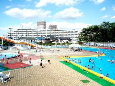 株式会社協栄　※勤務地：北野公園市民プール 夏だけのレアバイト★
夏を感じながらガッツリ稼げる！
勤務開始日の相談OKです♪