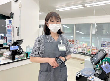 北海学園大学内の売店でのお仕事です！
学生さんを笑顔で迎える気持ちがあればOK♪