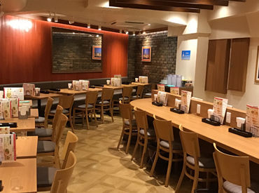 ブラックブラウン　渋谷店 ＼★老舗カフェ"ブラックブラウン"★／
飲食店経験者は採用率UP！
もちろん未経験の方も大歓迎☆
時給1350円~
渋谷駅徒歩4分！