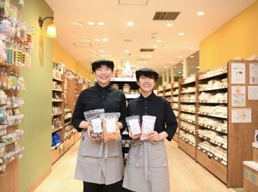 富澤商店　東武池袋店 「しっかり安定して稼ぎたい!!」という方、大歓迎♪
フリーターさん、主婦さんが多数活躍中です★